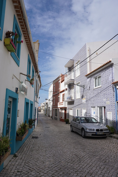 Une petite rue de Peniche