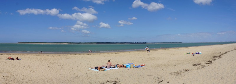 Vue sur Oléron depuis un eplage proche de la piste cyclable