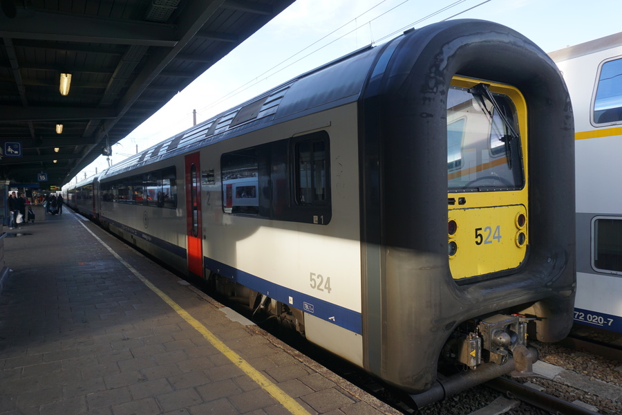 Le train Bruxelles - Gent - Brugge