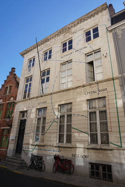 Une façade amusante !