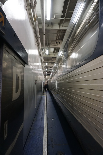 Le train dans le ferry